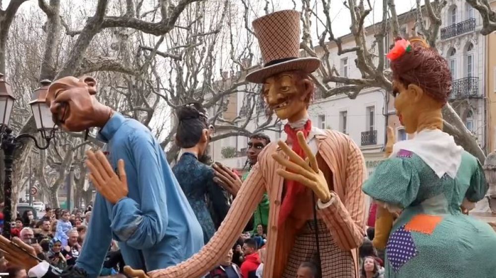 découvrez carpentras en 2025 : une ville riche en histoire, offrant un mélange unique de culture, de gastronomie et d'événements captivants. explorez ses paysages enchanteurs et ses activités diverses tout au long de l'année.