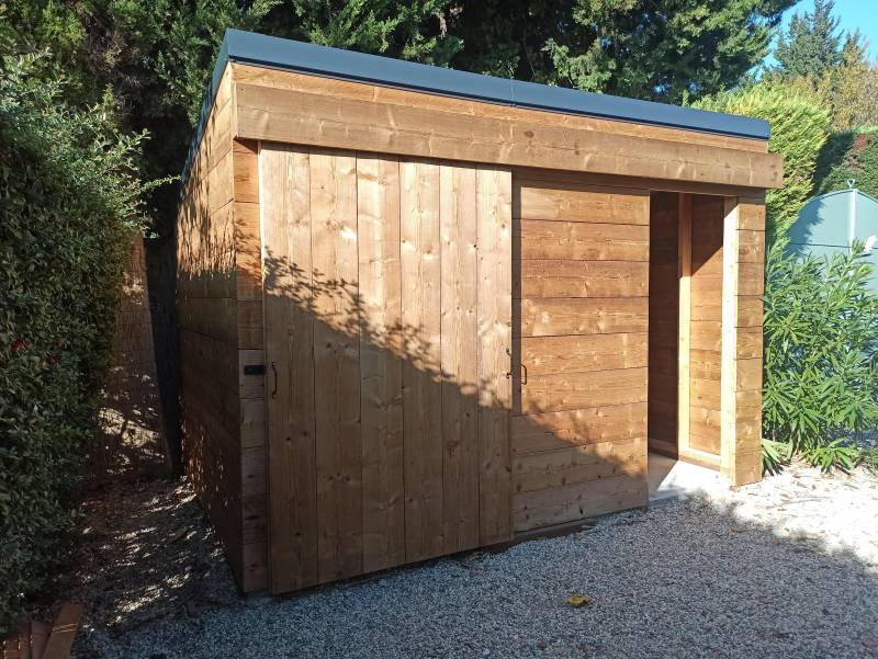 découvrez l'univers de rémy, artisan passionné à carpentrass. fort de son expertise, il transforme le bois en créations uniques, alliant tradition et modernité. contactez-le pour donner vie à vos projets sur mesure.